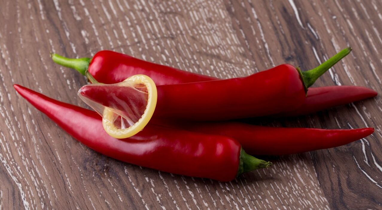 Papryczka chili podnosi poziom testosteronu w organizmie mężczyzny i poprawia potencję